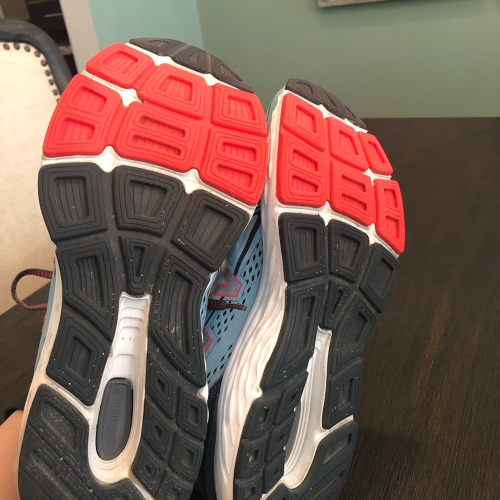 New Balance 680v5 - Picture 3 of 8